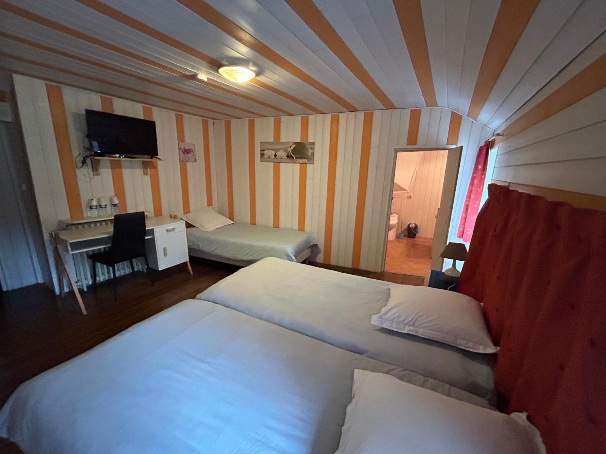 Chambres D'Hotes La Cheminee Tardets-Sorholus 외부 사진