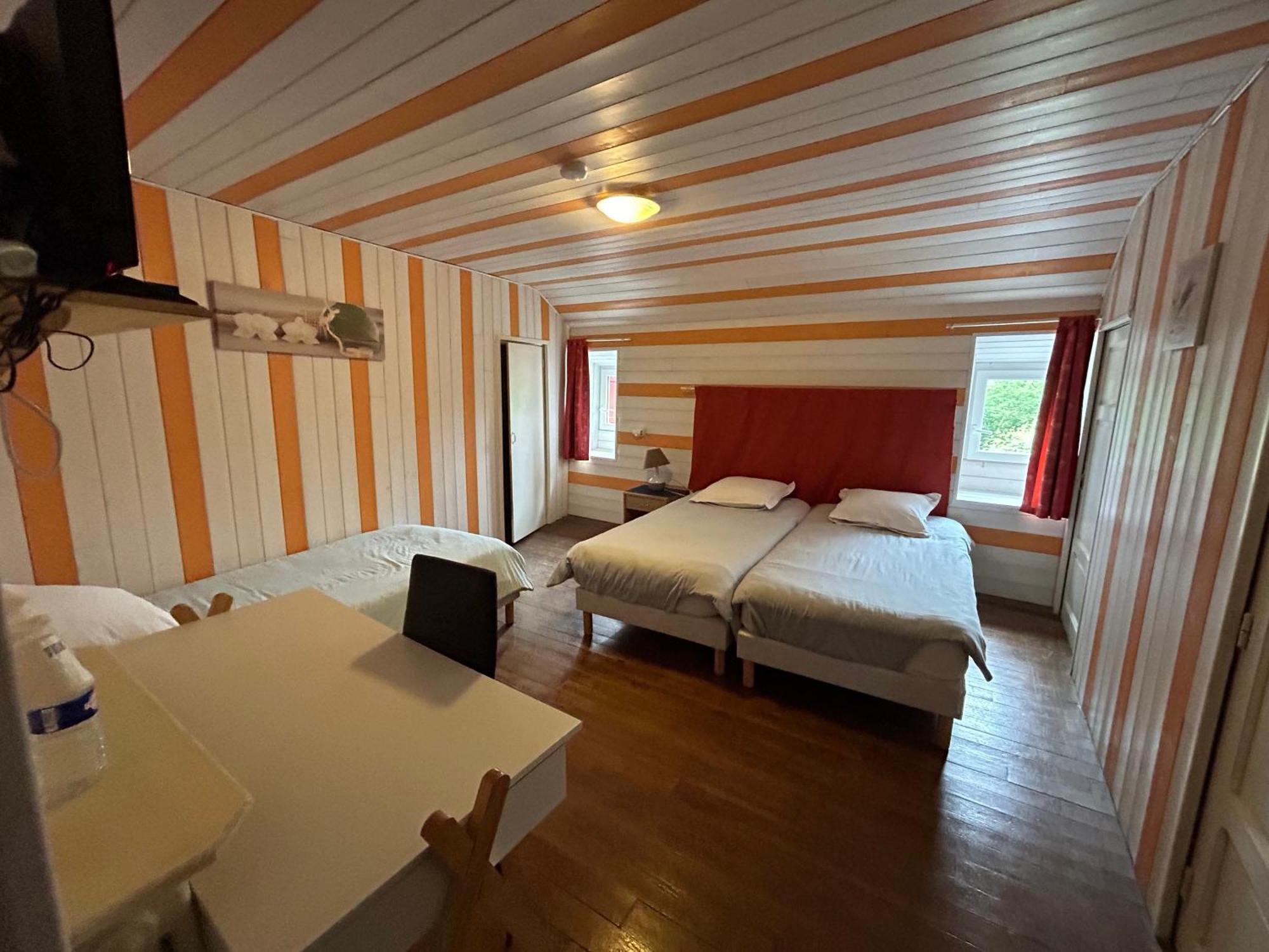 Chambres D'Hotes La Cheminee Tardets-Sorholus 외부 사진
